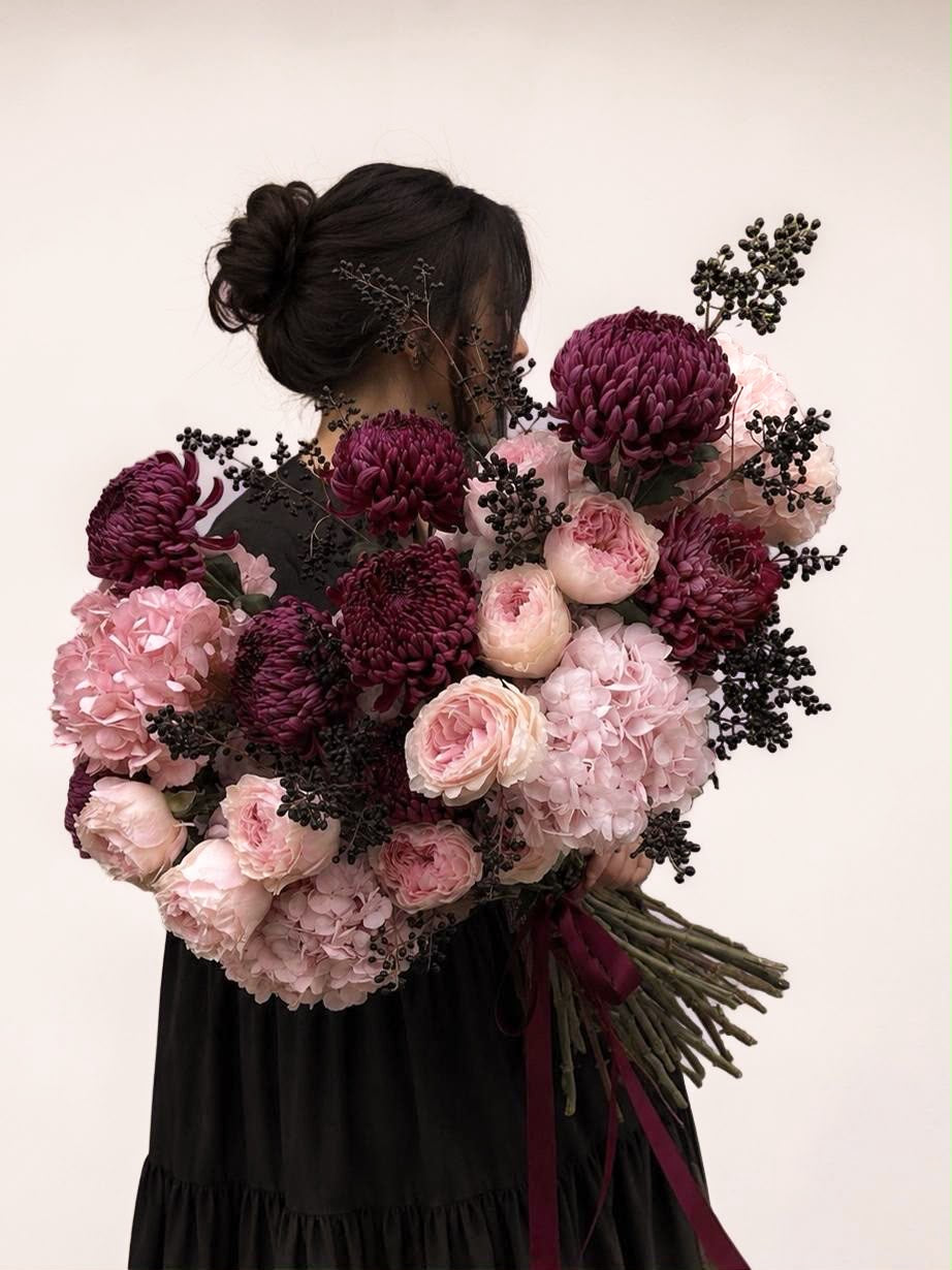 BURGUNDY FLOWERS MIX “ECLAT”
