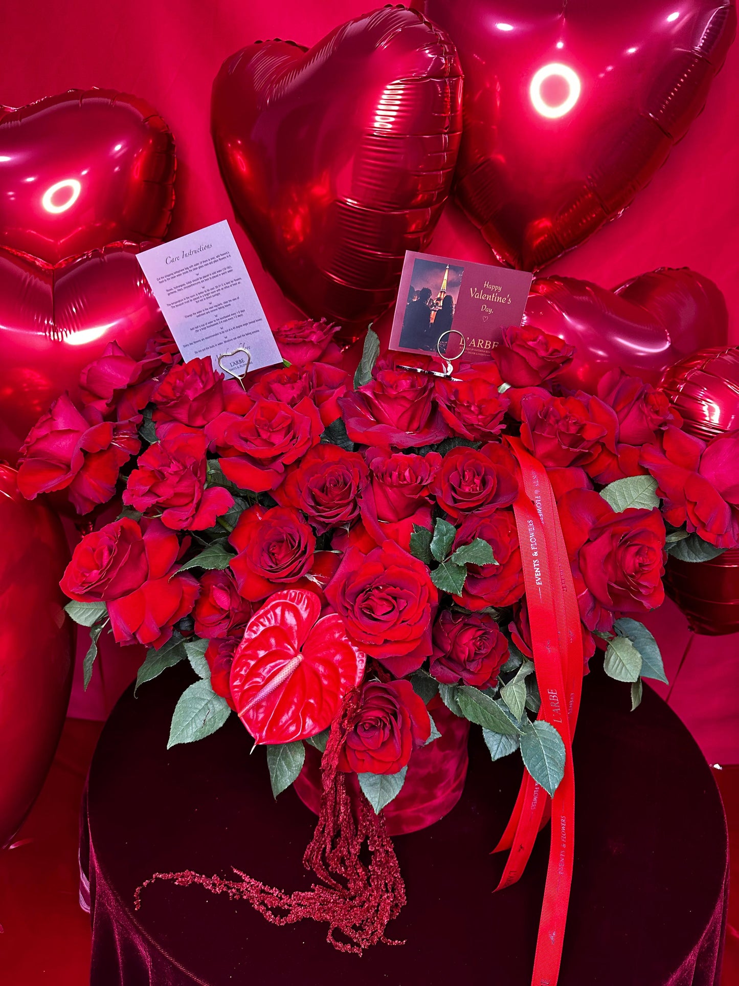 Valentine’s box flowers “Arcee”
Only boquet(balloon not included )