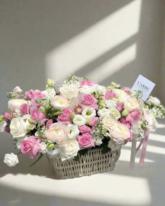 Basket white and pink flowers “Neva”