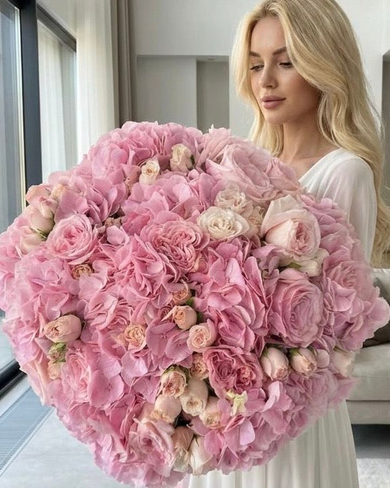 PINK FLOWERS BOUQUET WITH HYDRANGEAS AND ROSES