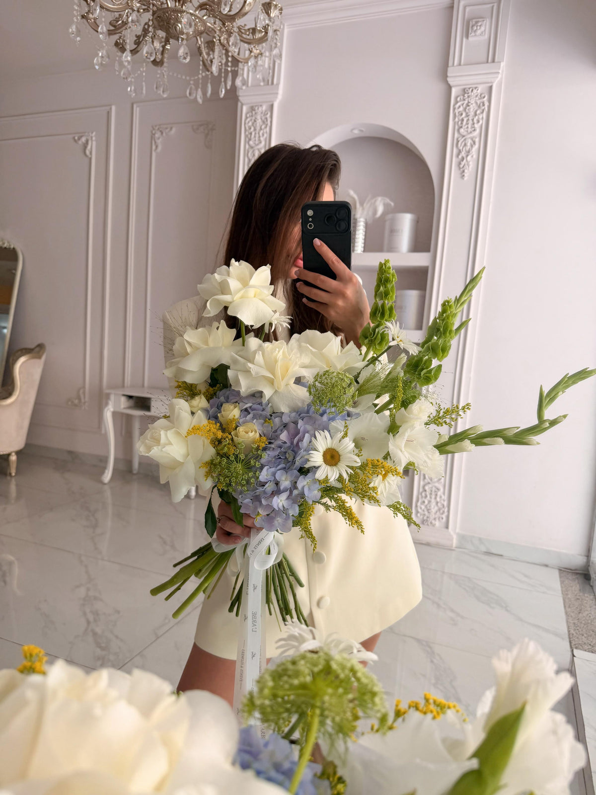 FLOWERS BOUQUET WITH ROSES “MAELLE”