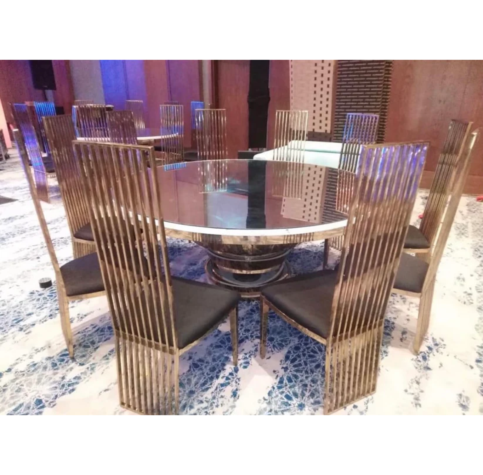 Castle chair black seat rent
