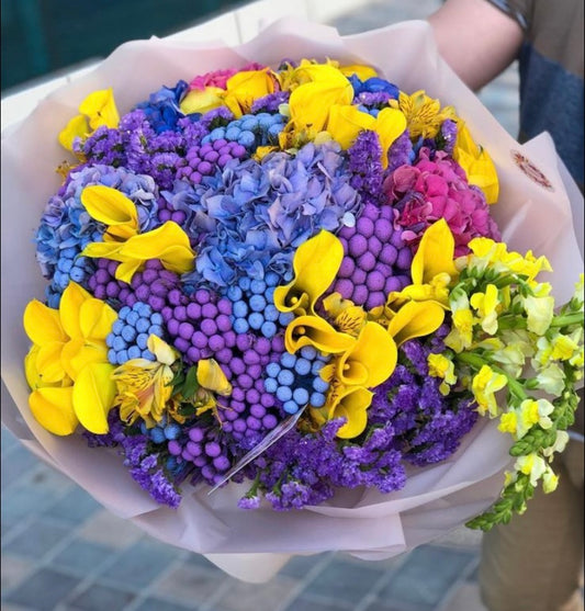 Mix flowers bouquet “Sapphire” (pre-order only)