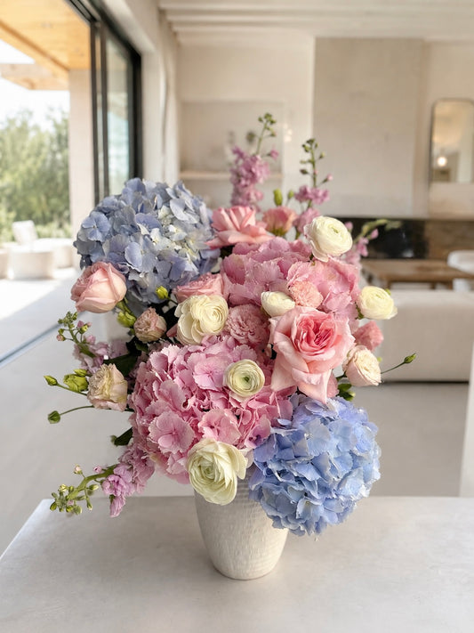 FLOWERS COMPOSITION IN VASE “PETALIA”