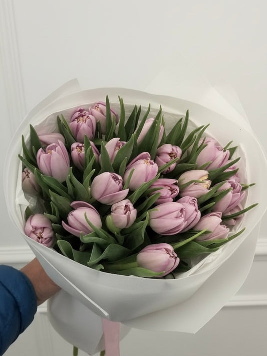 FLOWERS BOUQUET WITH 25 LIGHT LILAC TULIP (KATINKA)