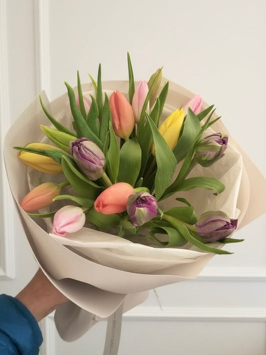 FLOWERS BOUQUET WITH 15 TULIPS “BLOSSOM 99”