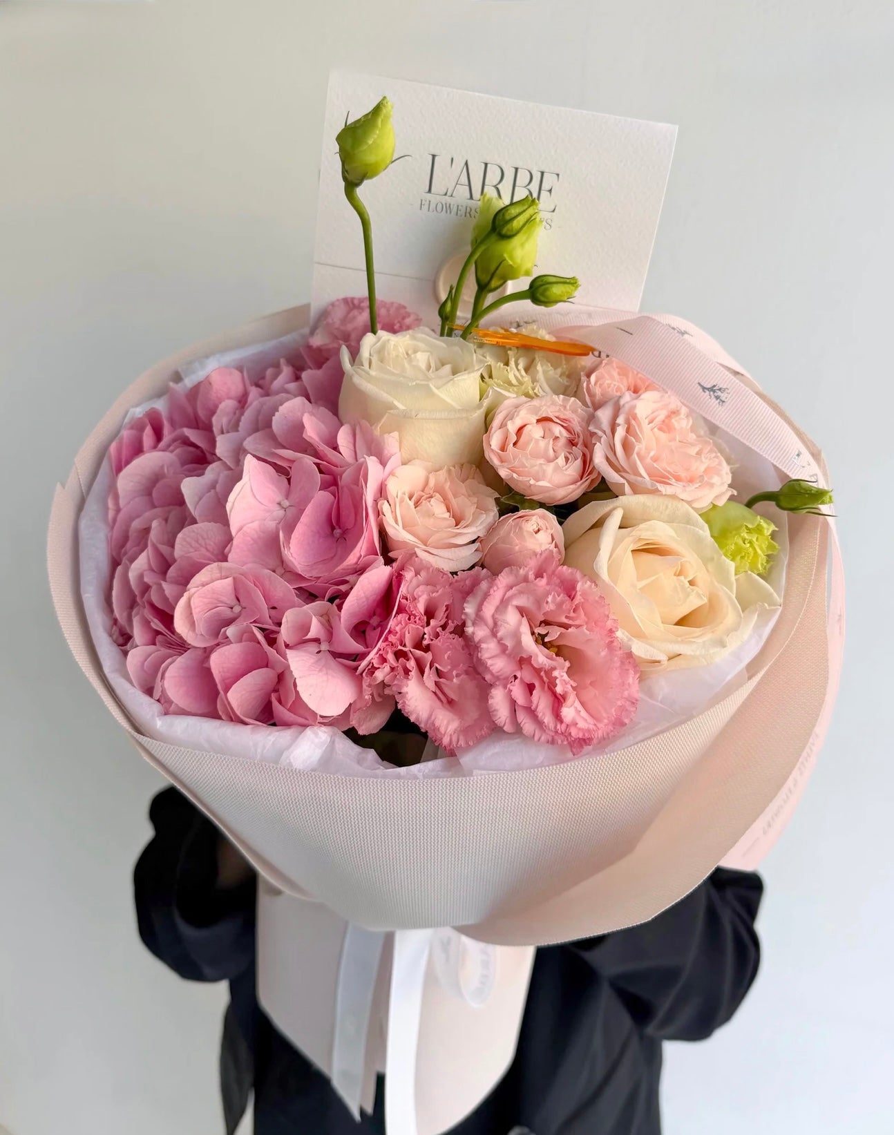 FLOWERS BOUQUET WITH HYDRANGEA “HAYAT”