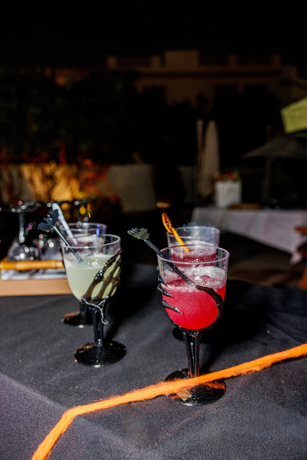Witch’s Potion Luxury Halloween Drink Station with Skull Cauldron & Spooky Decor