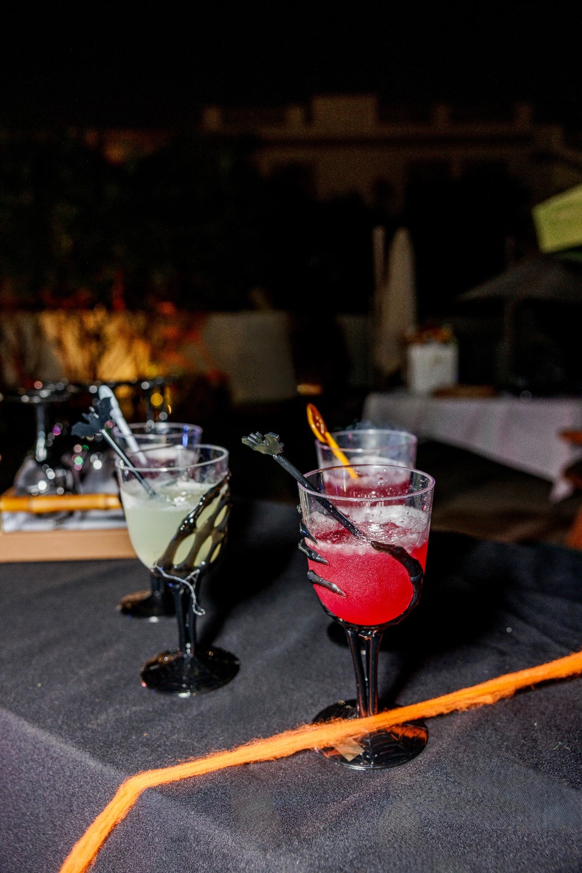Witch’s Potion Luxury Halloween Drink Station with Skull Cauldron & Spooky Decor