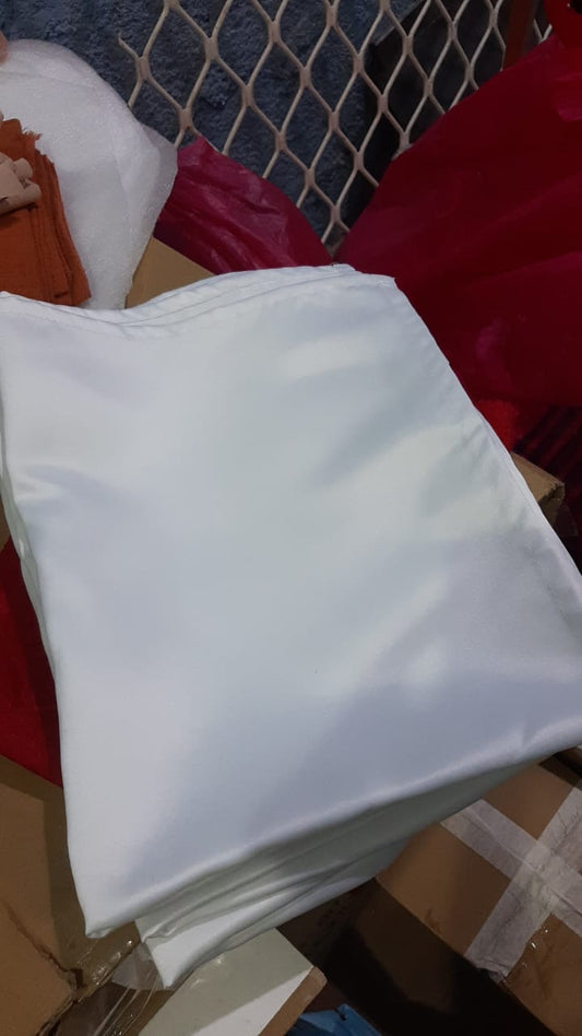 White napkin N-0012 (rent)