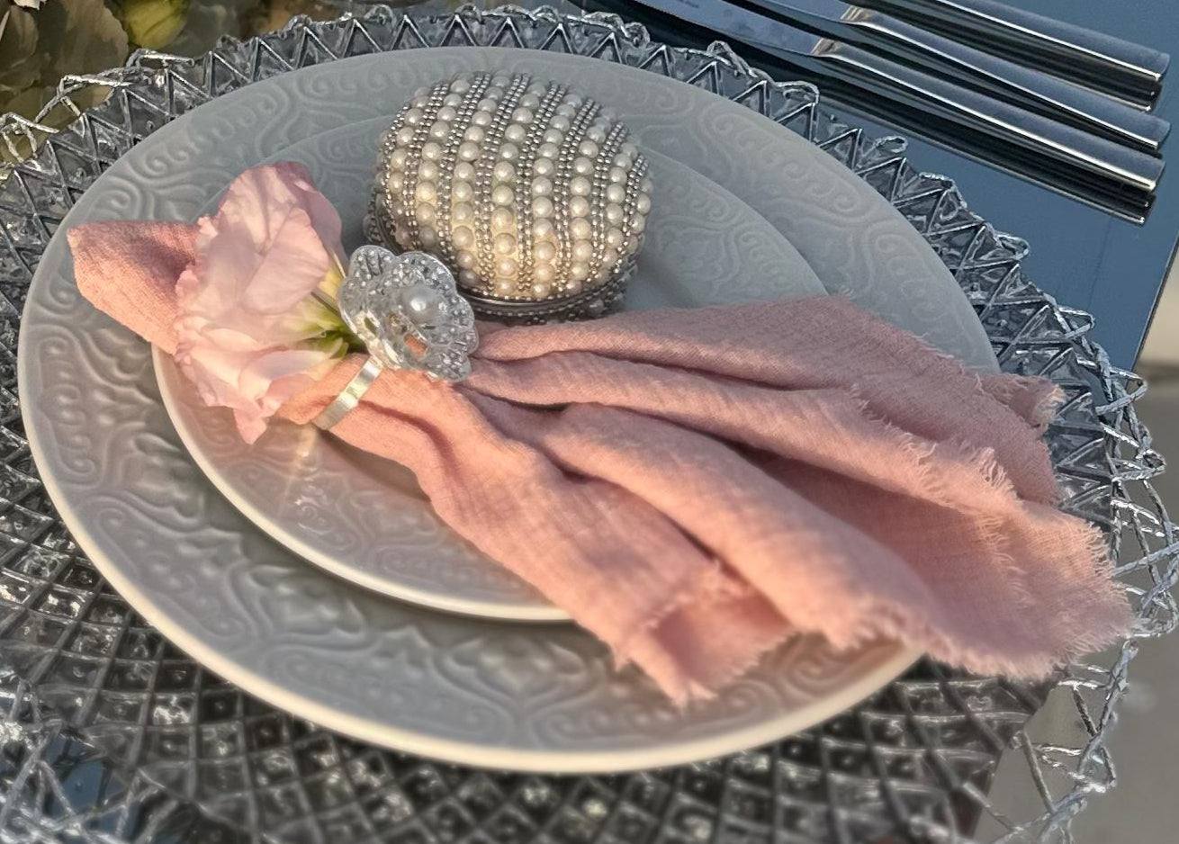 Pink napkin (rent) N-0015