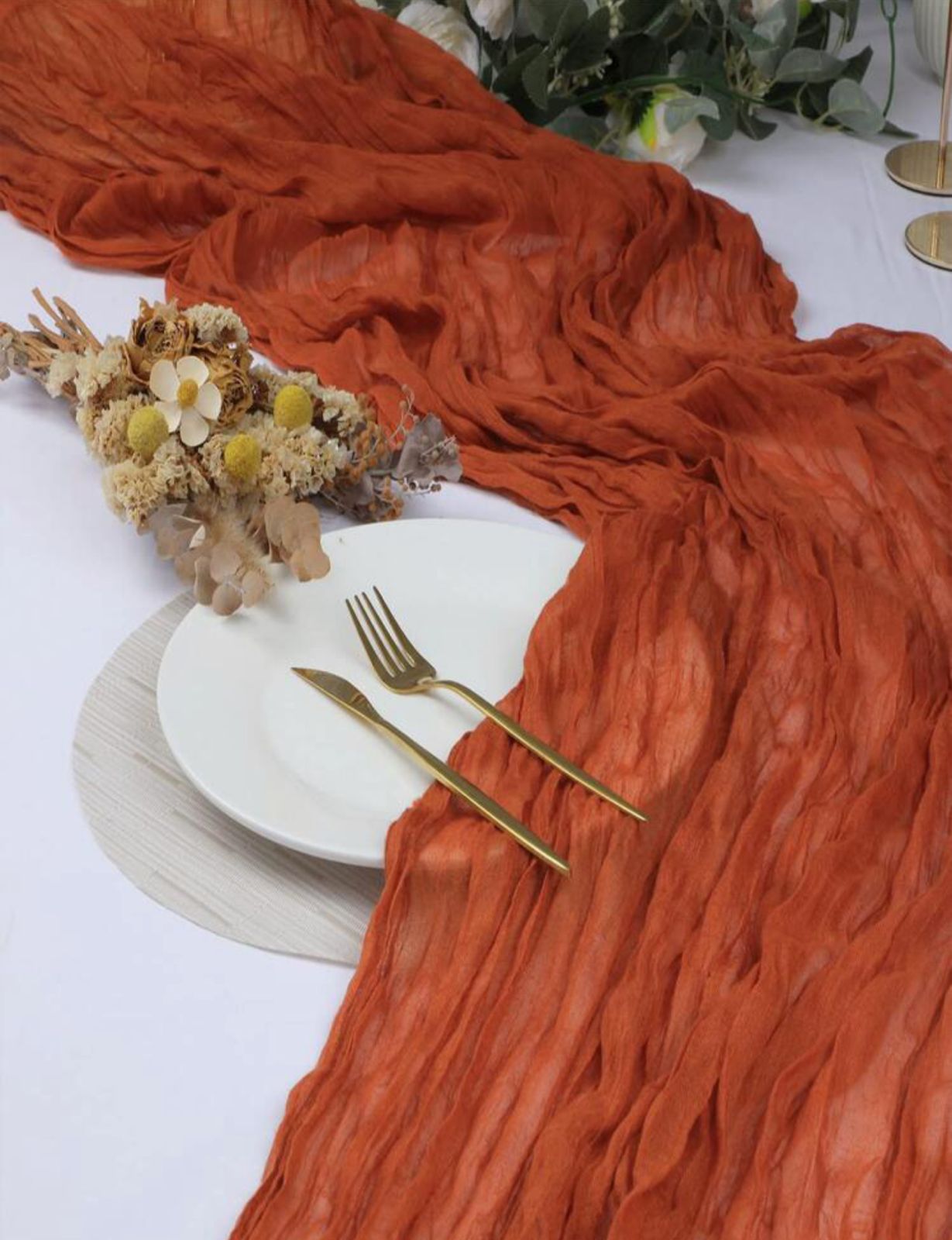 Orange table runner TR-0019