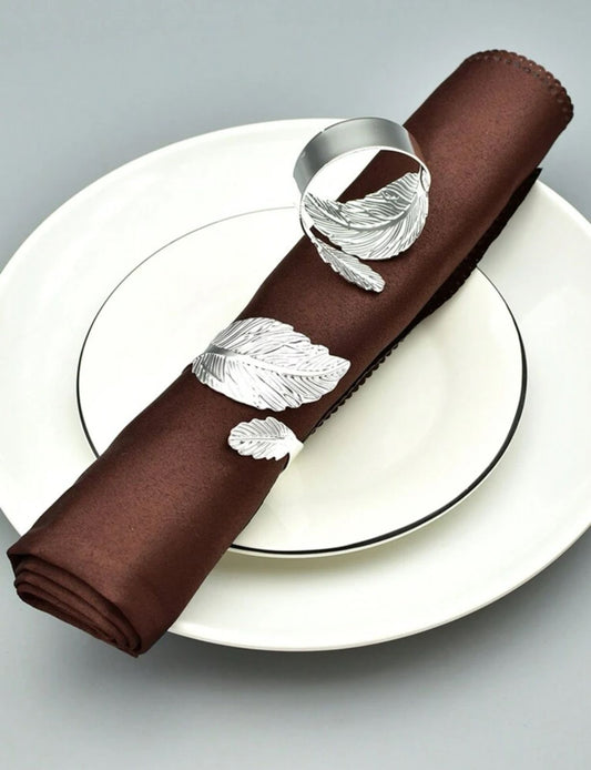 Silver ring napkin R-0017