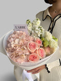 FLOWER BOUQET WITH HYDRANGEAS “SOUL”