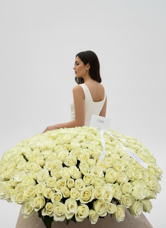 FLOWERS BASKET WITH 301 MINI WHITE ROSES