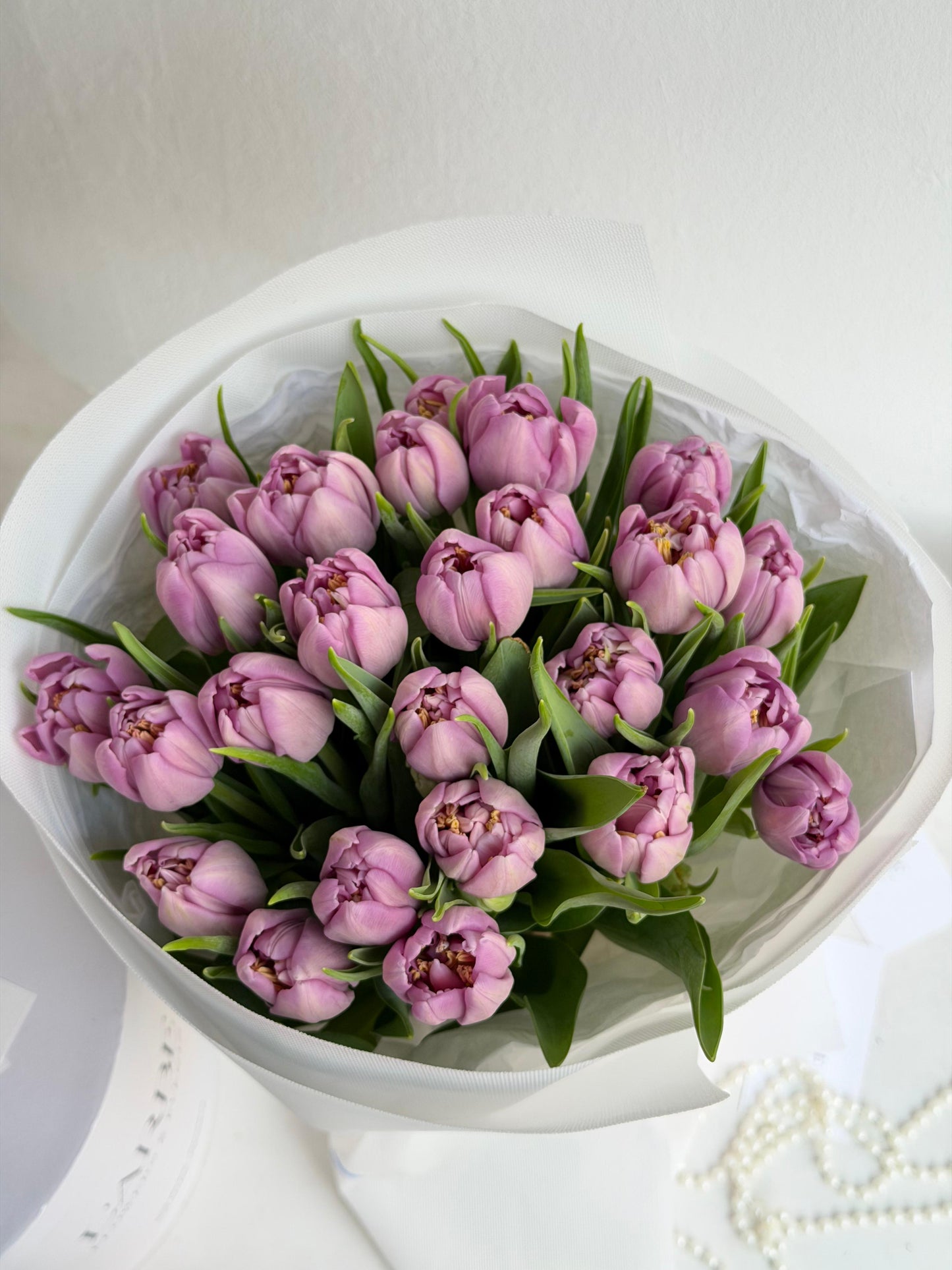 FLOWERS BOUQUET WITH LARGE KATINKA TULIPS 25 PCS