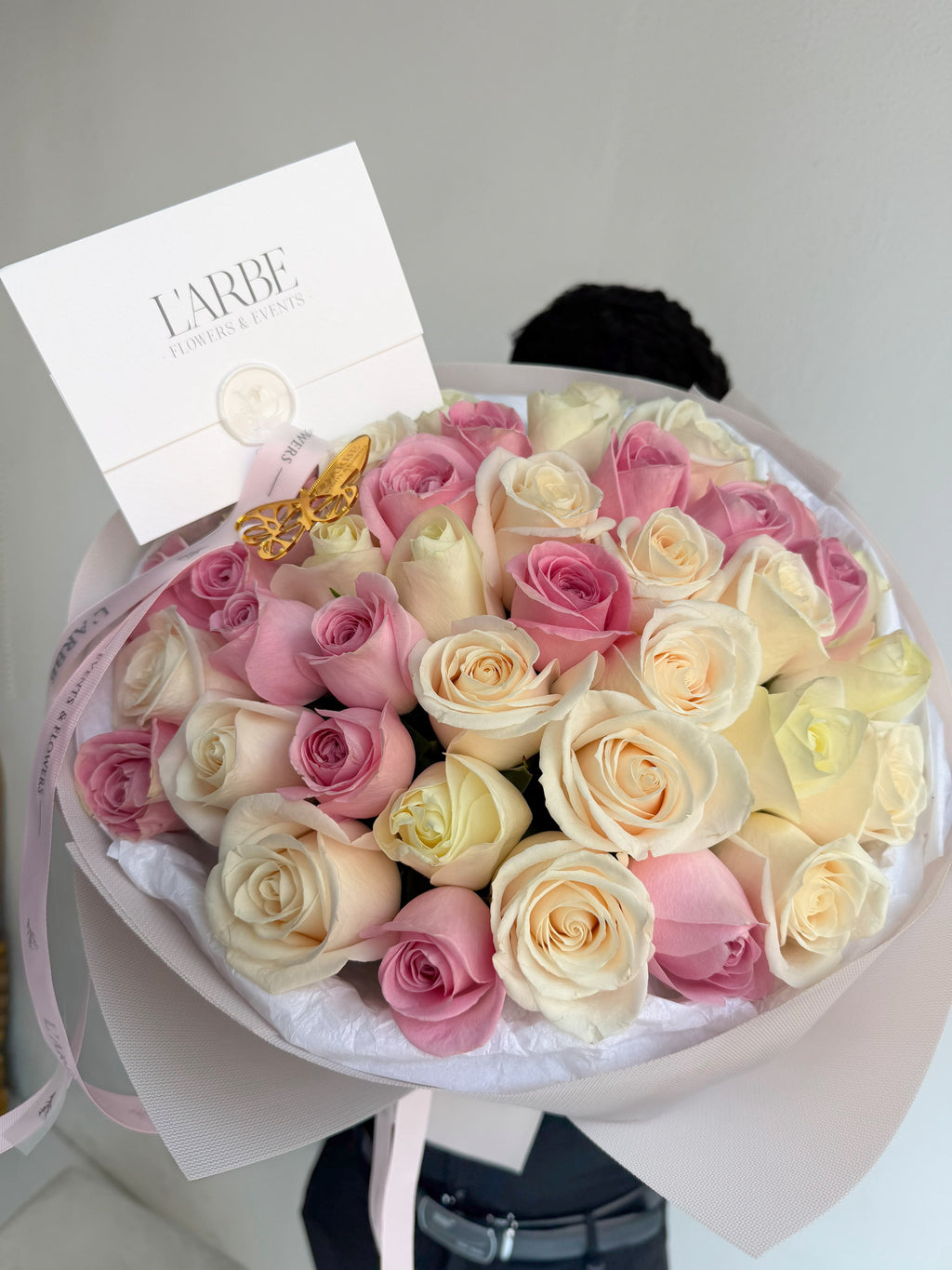 FLOWERS BOUQUET WITH WHITE AND PINK ROSES