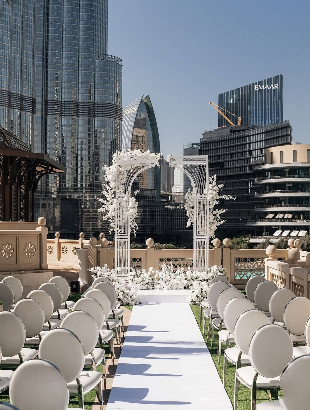 Elegant White Floral Luxury Wedding Ceremony Arch 3 m – Rent