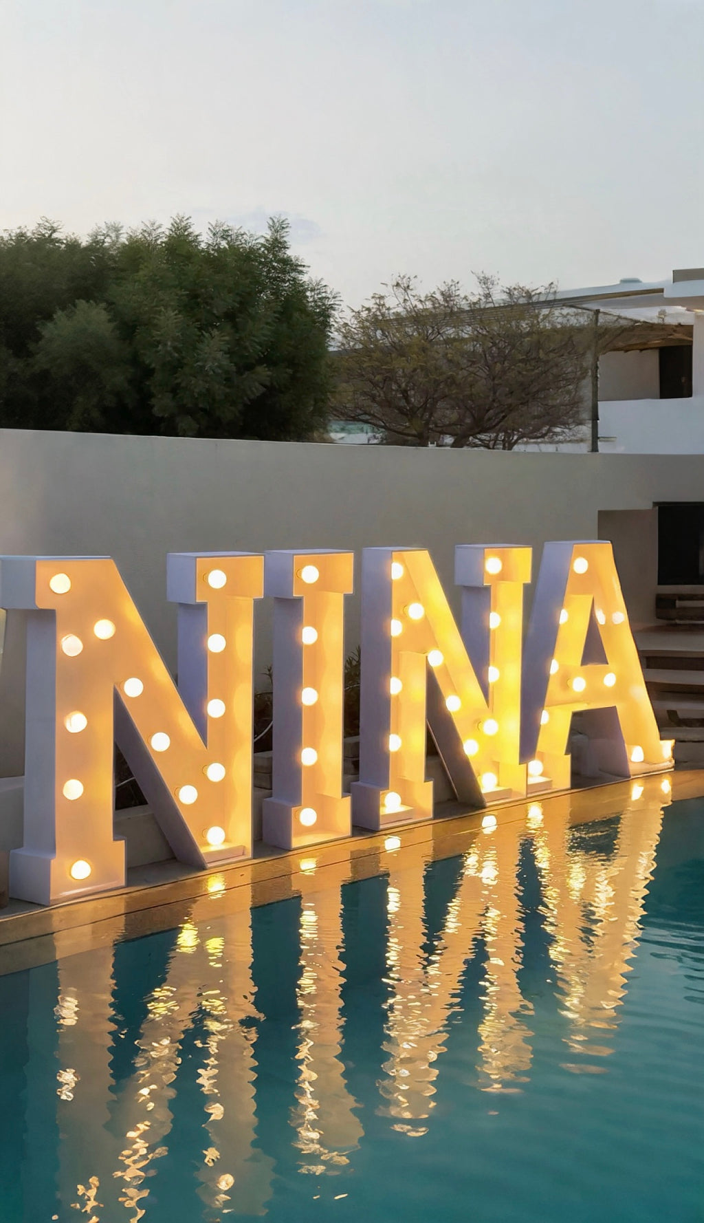 Big letters with LED bulbs, Light-Up Letters - (rent)