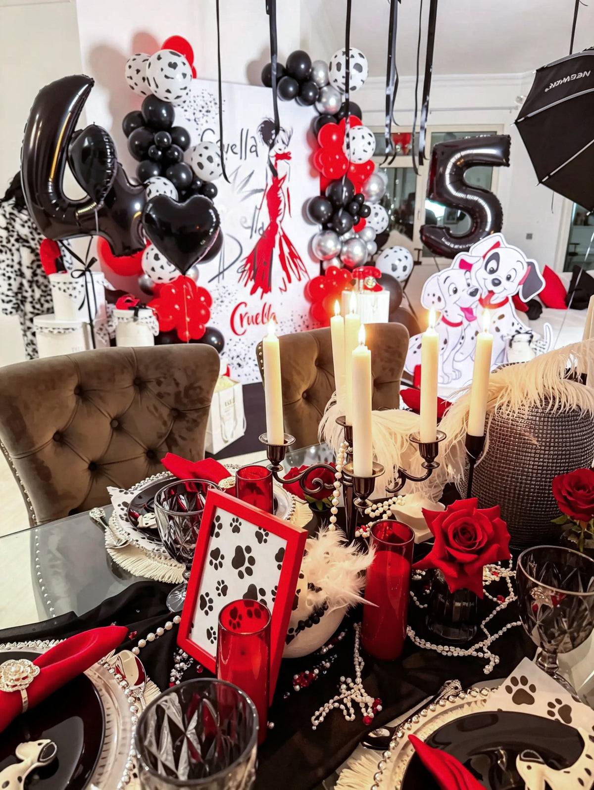 Cruella de Vil & 101 Dalmatians Luxury Black, White & Red Table Setting with Rose, Feather & Candle Decor (6 Guests) – Rent