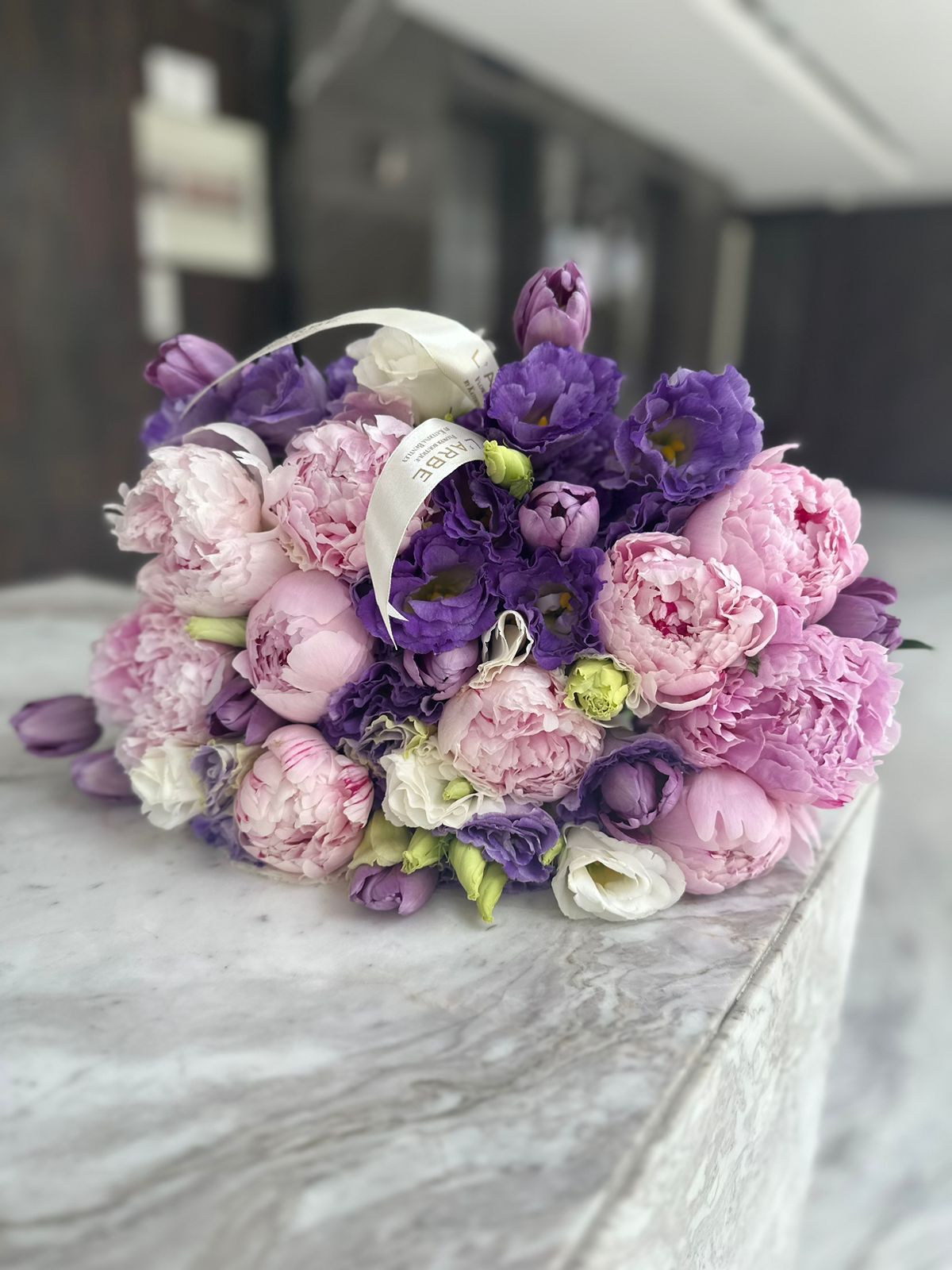 Mix peonies with eustoma “Luxor”