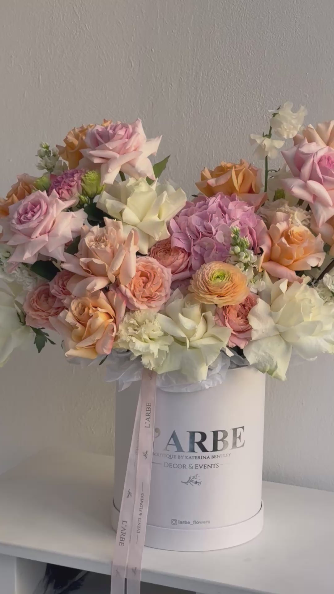 FLOWERS WHITE BOX WITH MATTHIOLA, HYDRANGEAS AND RANUNCULUS