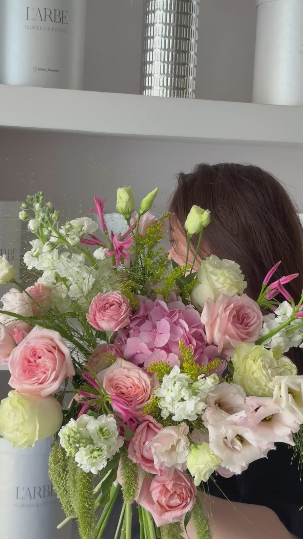 FLOWERS BOUQUET WITH HYDRANGEAS AND ROSES “MAELLE”