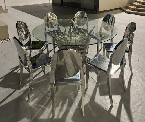 Acrylic Ghost Chair (rent)