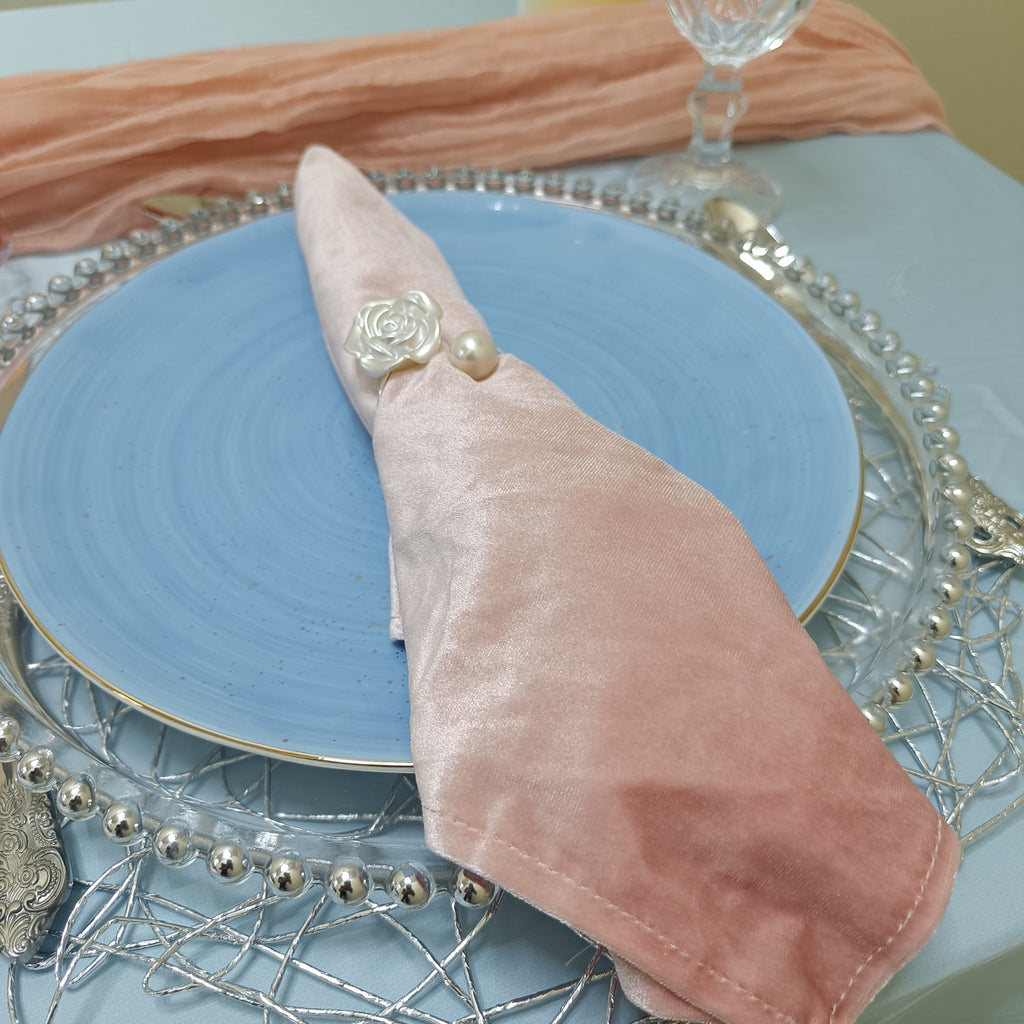 Pink Napkin (rent) N-0033