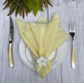 Light lemon napkin caribbean (rent) (N-0002)