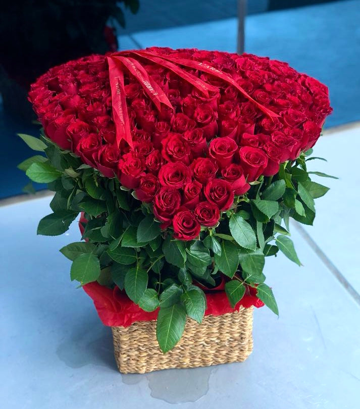 Mix flowers basket  “heart red”