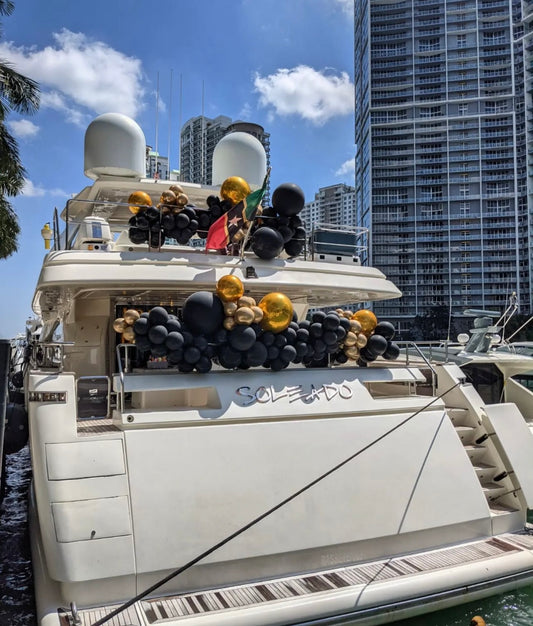 Black&Gold yacht 🛥️(Any color is possible)