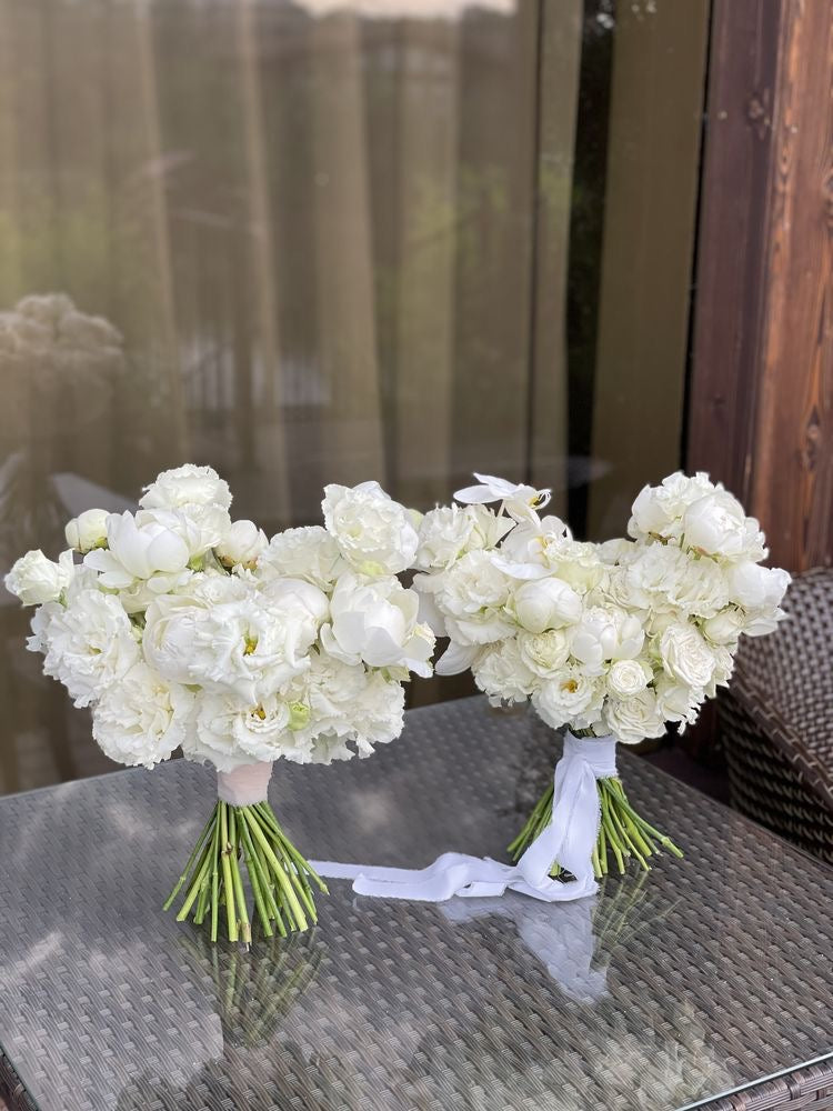 BRIDAL FLOWERS BOUQUET WITH EUSTOMA 1 PC
