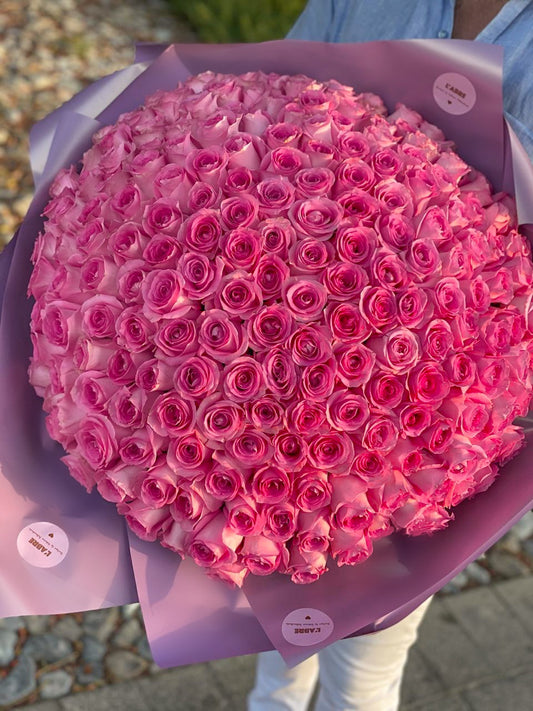 Pink roses bouquet 199 roses