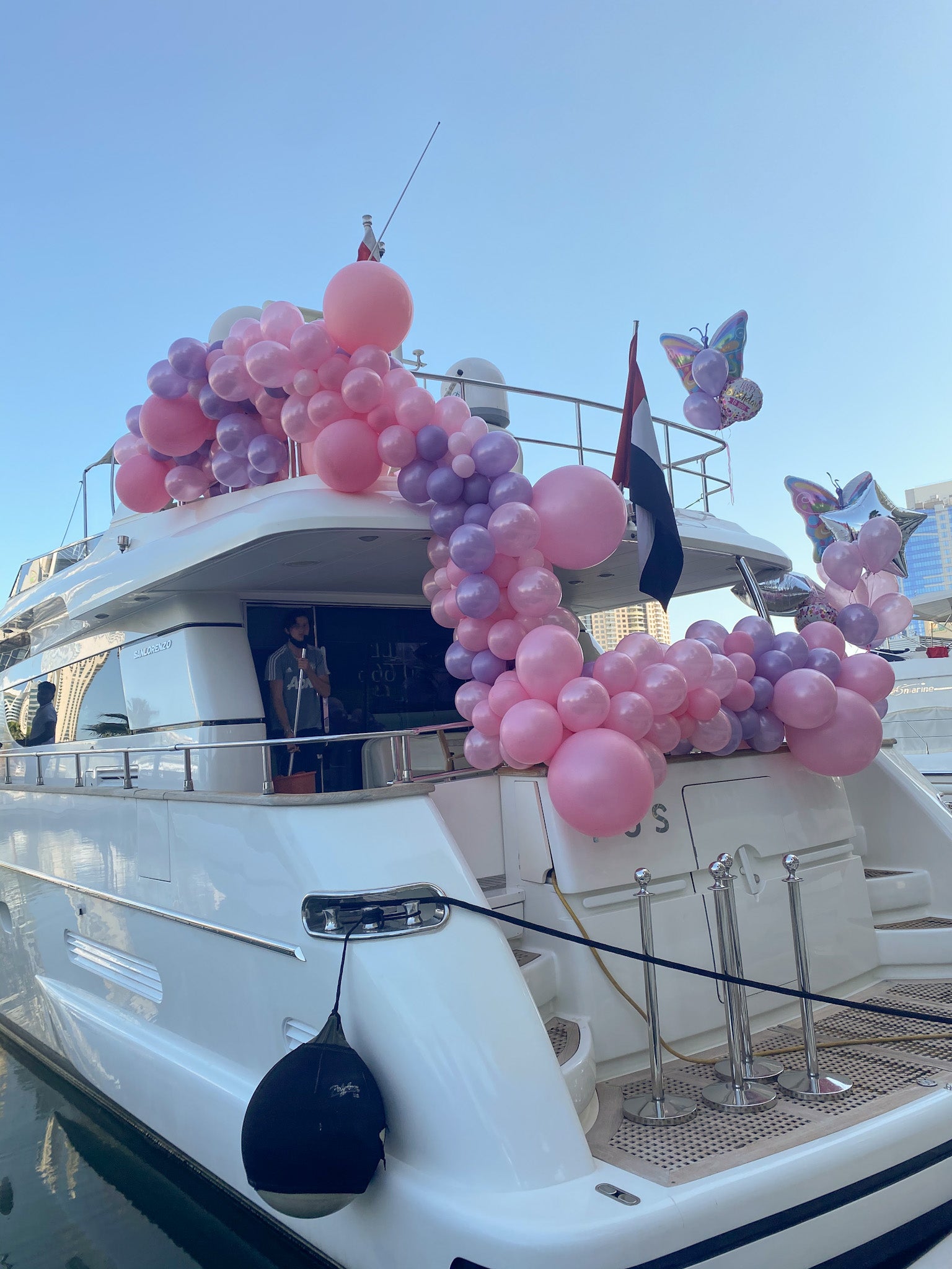 Light pink and purple yacht decoration