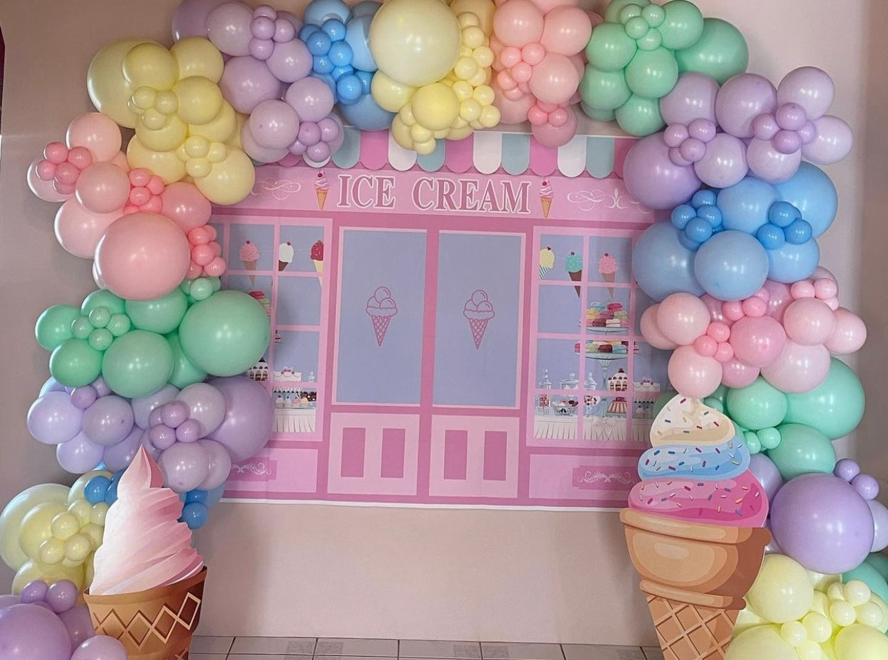 Ice cream photozone (Decor rent)