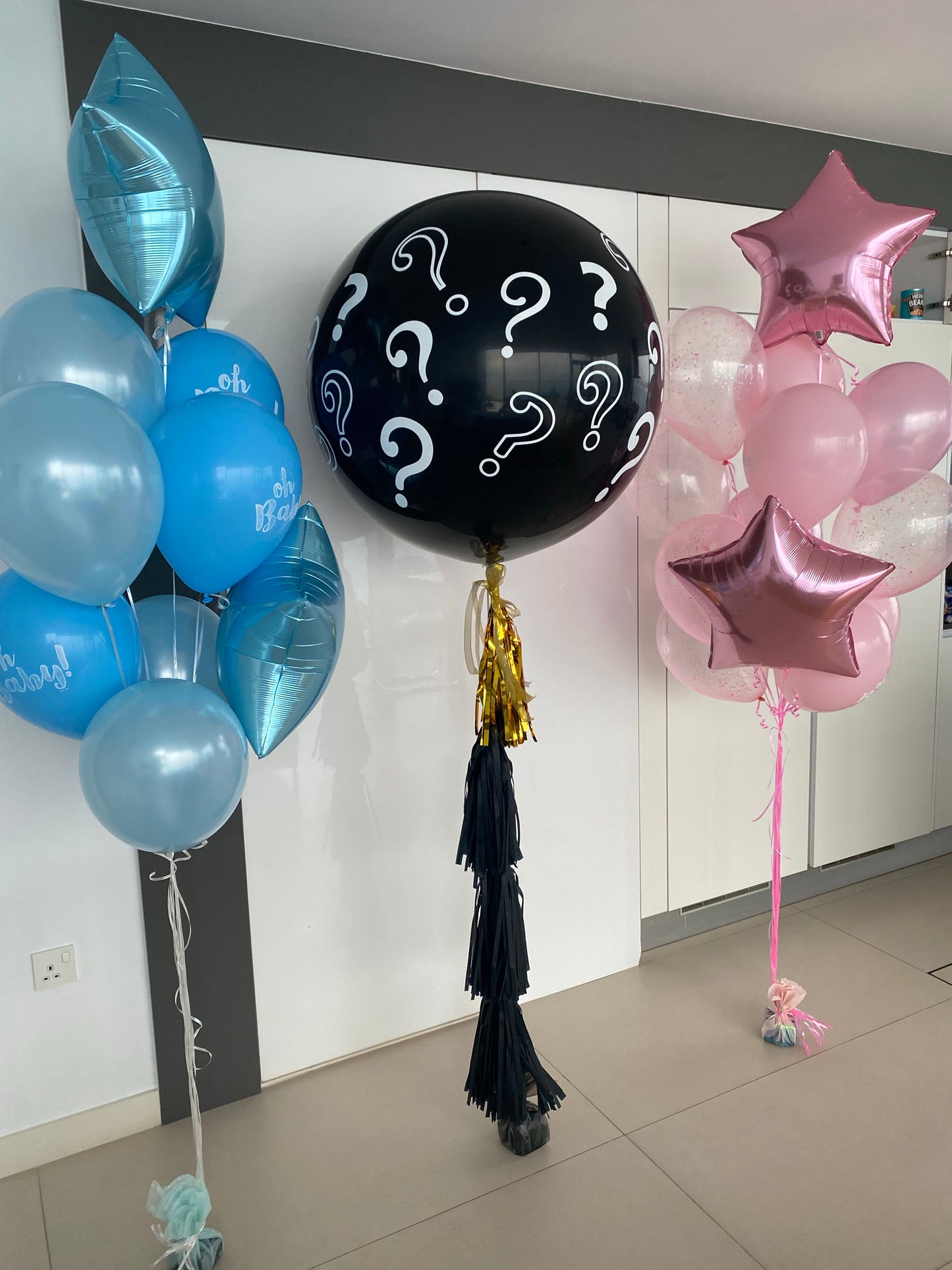 Gender reveal balloons