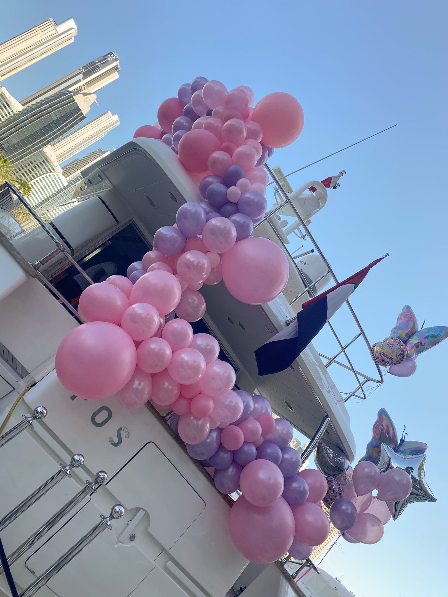 Light pink and purple yacht decoration