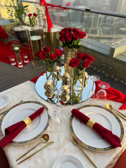 Romantic setup for table