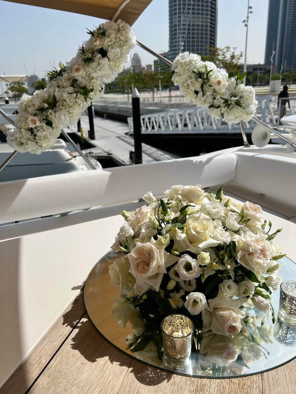 Flowers mix artificial and real (Decor rent)