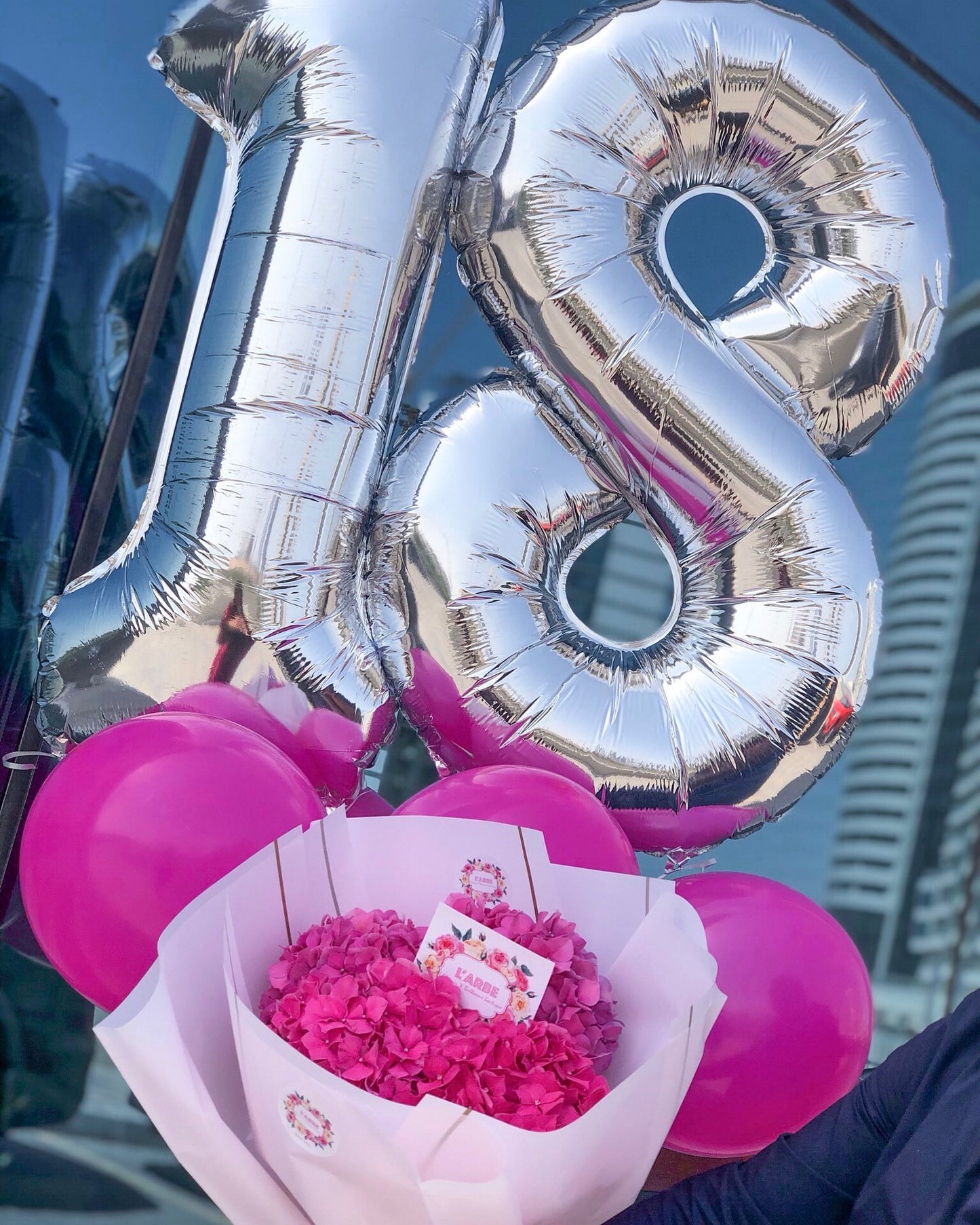 Pink hydrangea with balloons 🌸