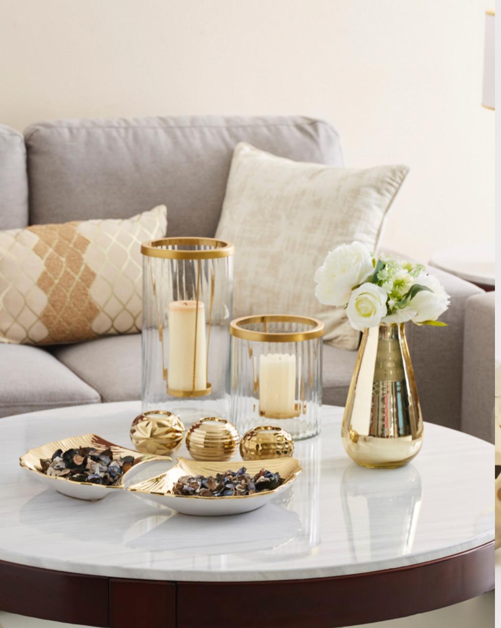 Golden small tea candle holder (rent)