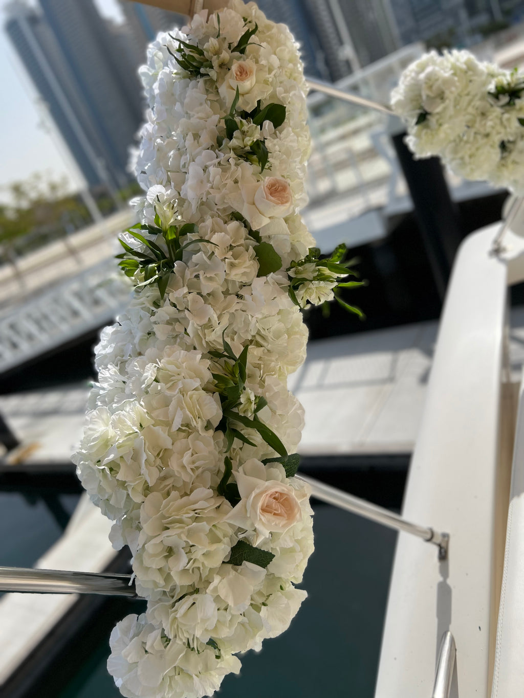Flowers mix artificial and real (Decor rent)
